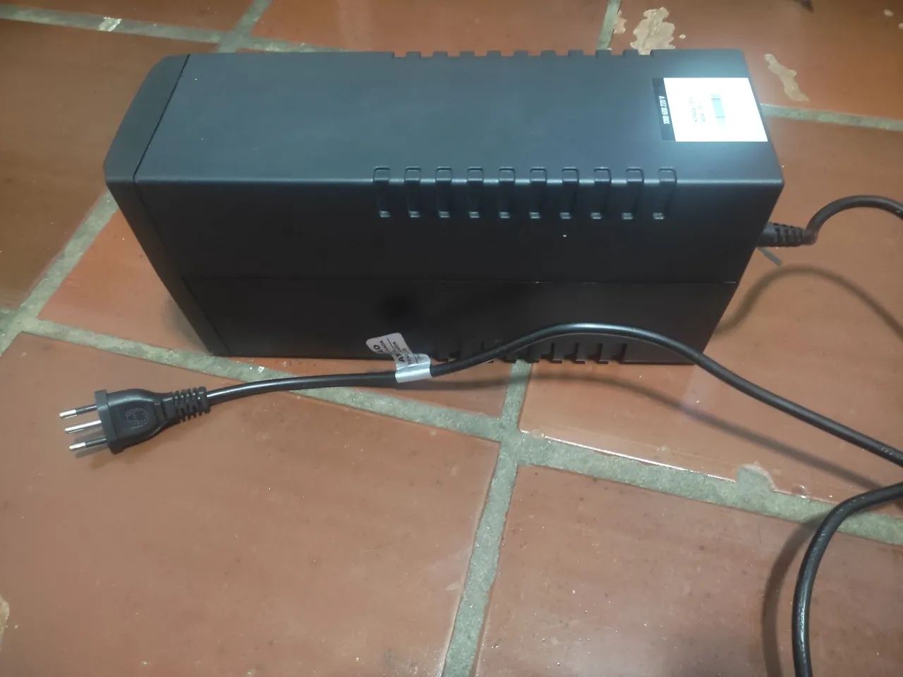 nobreak intelbras xnb 600 VA 220V - Foto 4