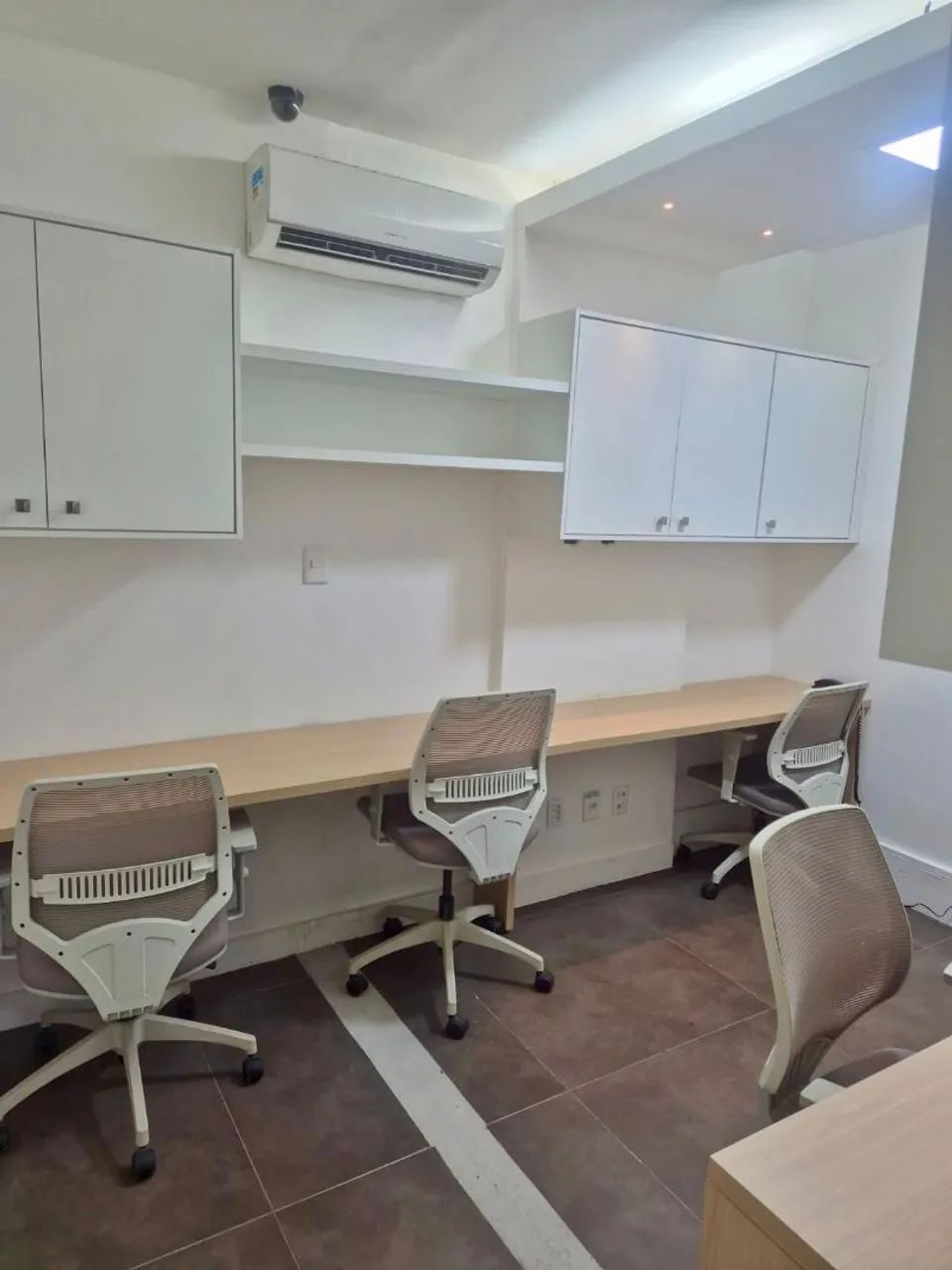 Sala com 2 salas, 2 vagas, mobiliada  - Foto 2