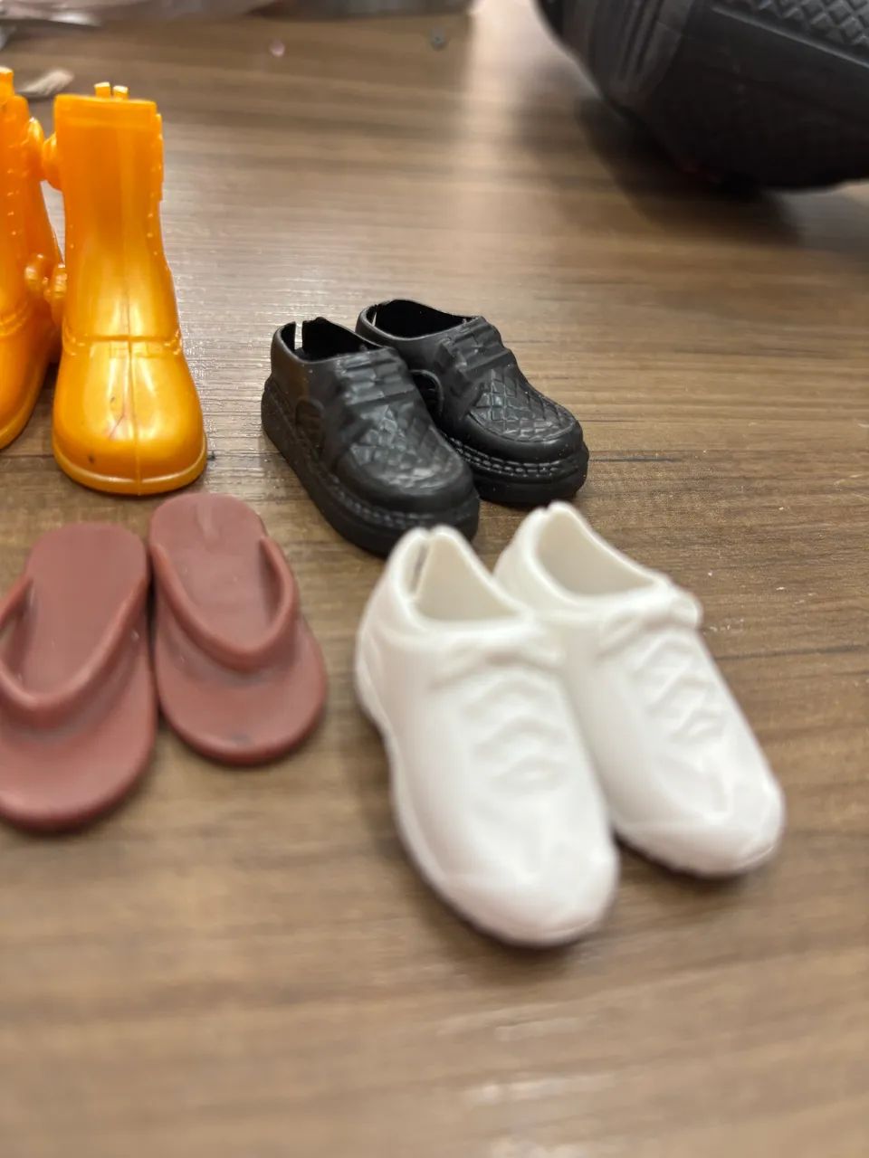 Lote pares de sapatos Ken  - Foto 2