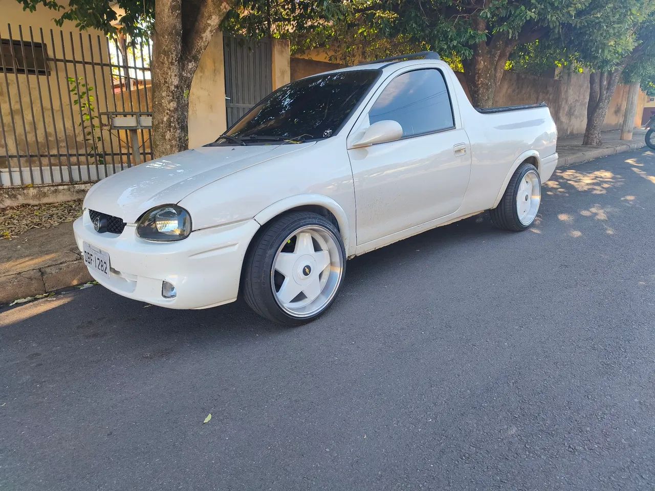 Chevrolet Corsa Pick-up Std/ Rodeio 1.6 MPFI 2000