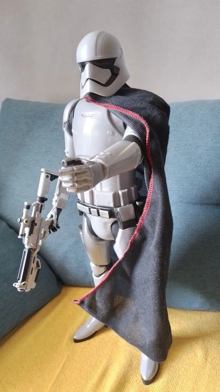 Boneco Star Wars - Capitã Phasma 51cm - Foto 3
