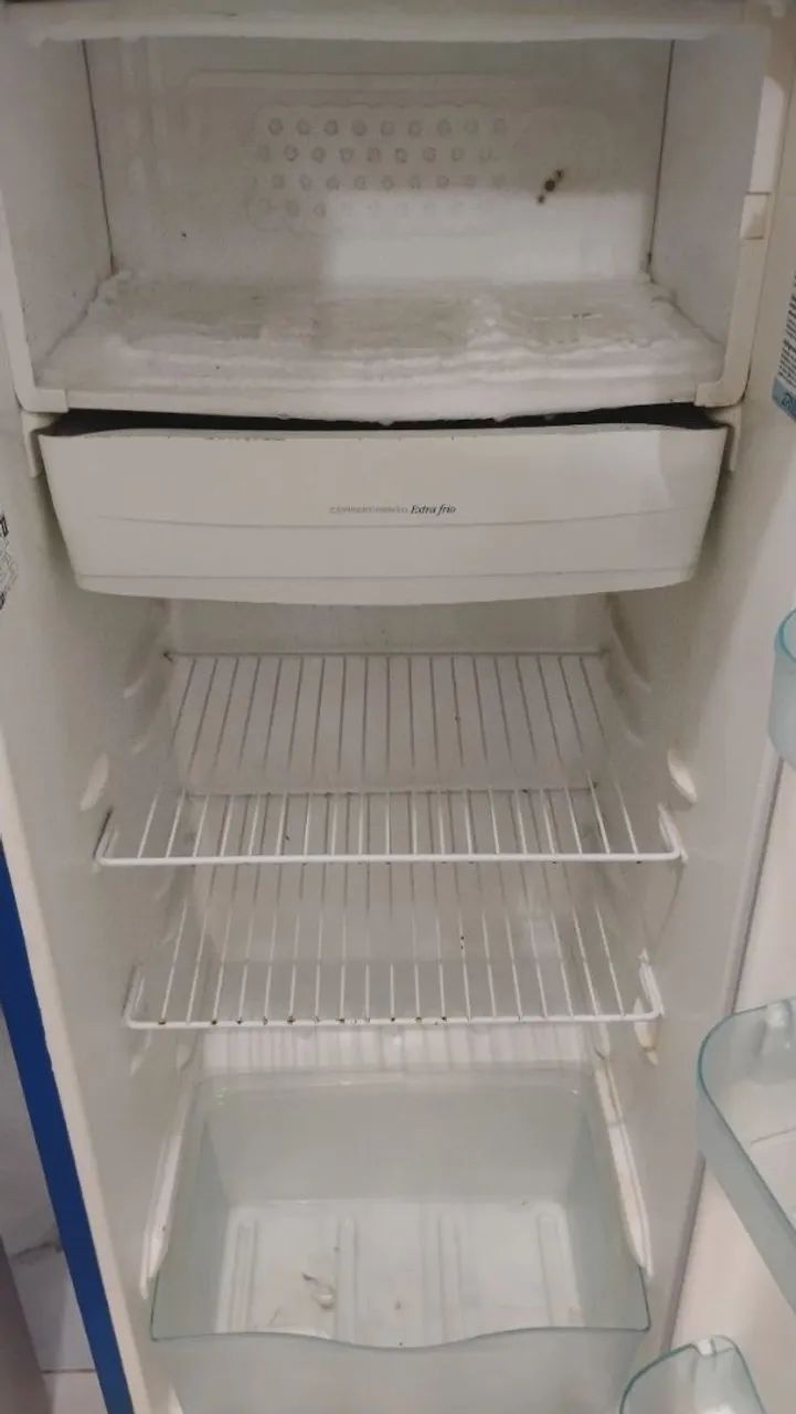 Geladeira em perfeito funcionamento (negociável) - Foto 4