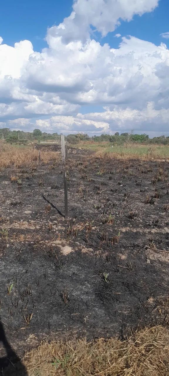 Terreno na avenida Paraná 