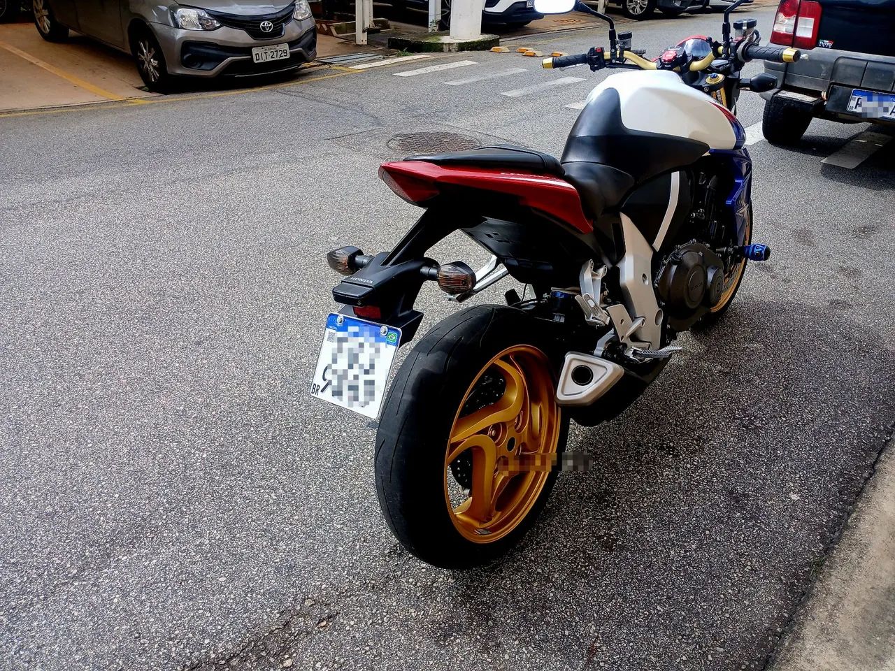 CB 1000 - Foto 3
