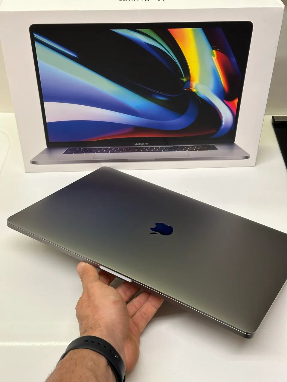MacBook Pro 16 - Intel i7 2019 - Foto 3