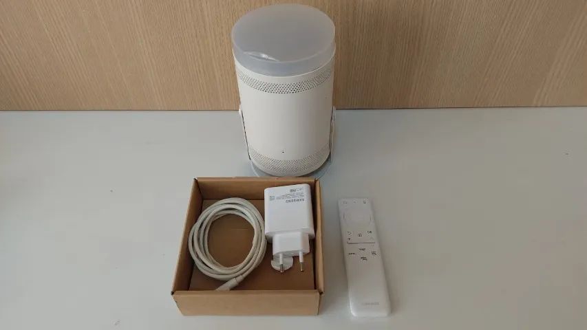 Samsung The Freestyle Projetor Smart 30 A 100 (C/ Defeito) - Foto 2