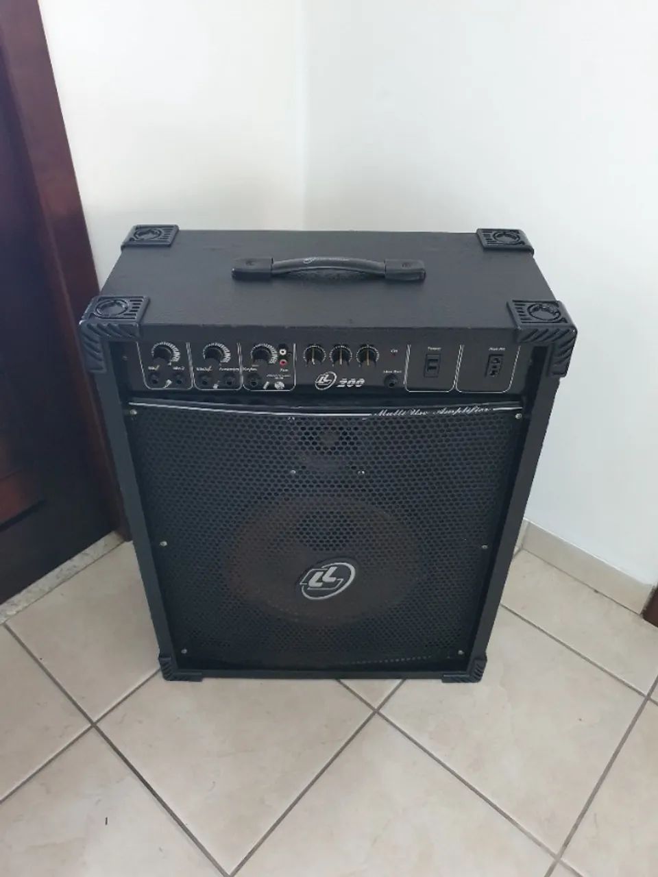 CAIXA AMPLIFICADA LL AUDIO 200, COM BLUETOOTH, FM, MP3, USB, ETC...