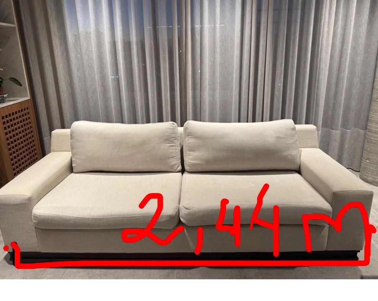 Sofa 2/3 lugares chique claro - Foto 5