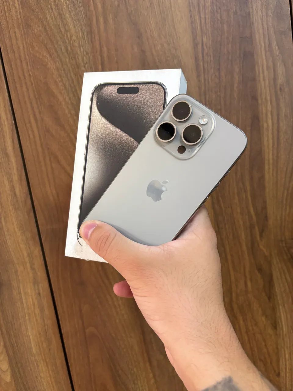 iPhone 15 pro com garantia / entrego na sua casa  - Foto 2
