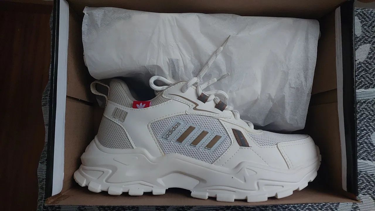 Tenis Adidas - Foto 5