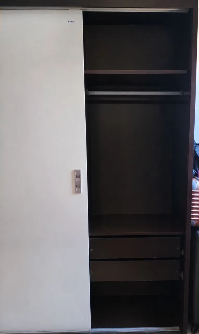 Guarda roupa de 3 portas  - Foto 2