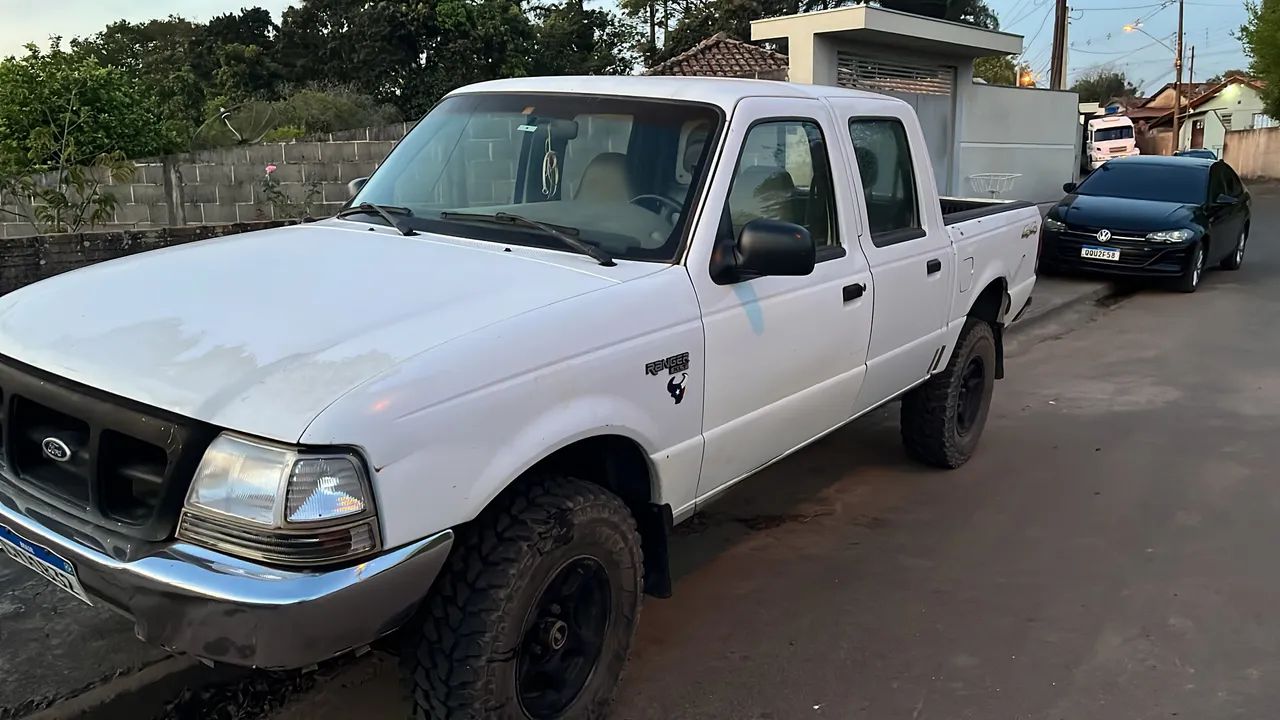 Ford Ranger XLT 4.0 4X4 CS 2000 - Foto 2