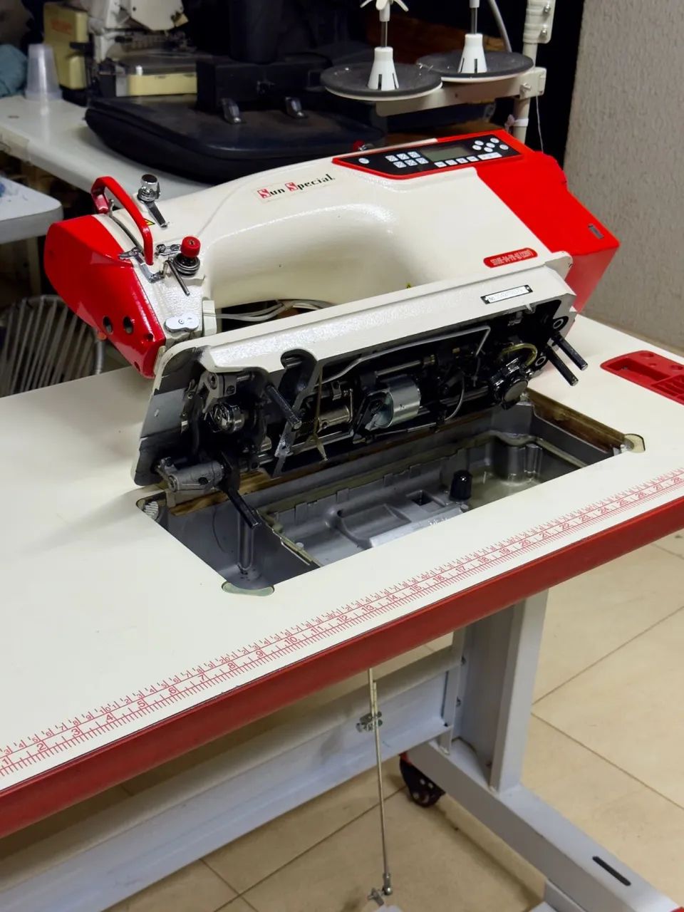 Máquinas de costura  - Foto 3