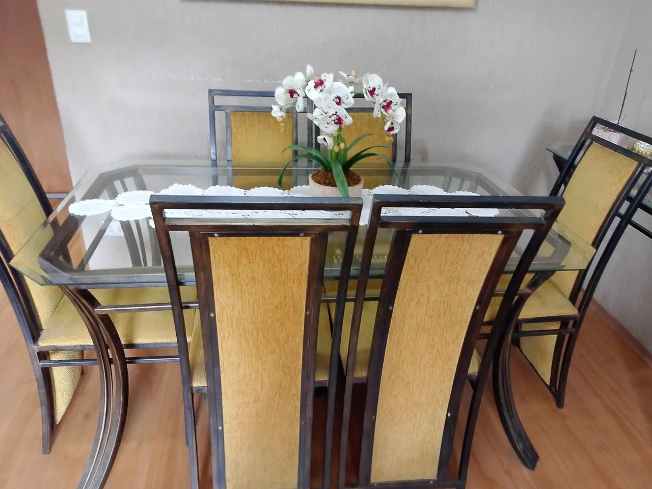 Mesa jantar vidro, ferro e aparador  - Foto 2