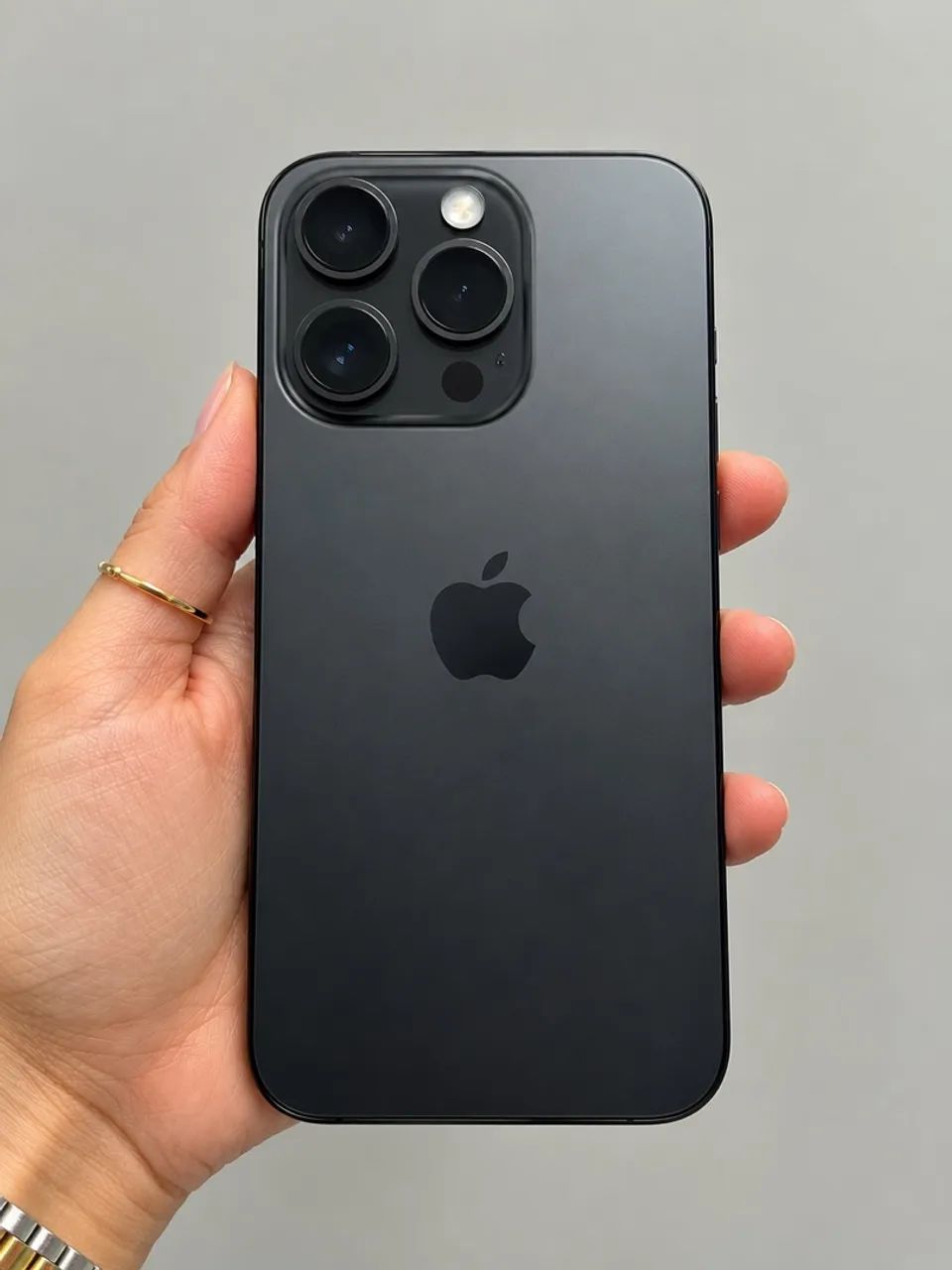 Iphone 15 Pro - 128GB - Foto 2