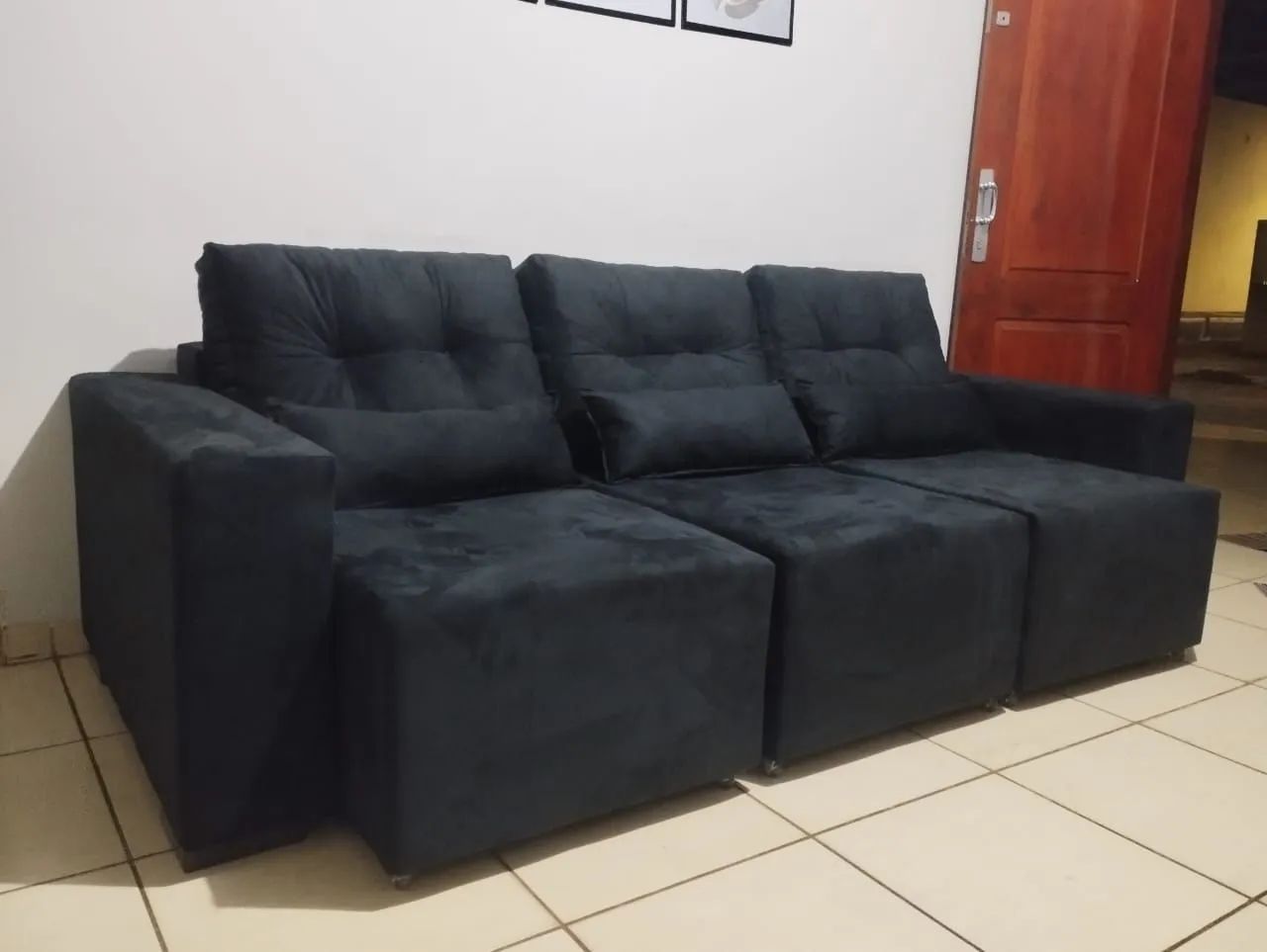 Sofá retrátil - 3 lugares. - Foto 2