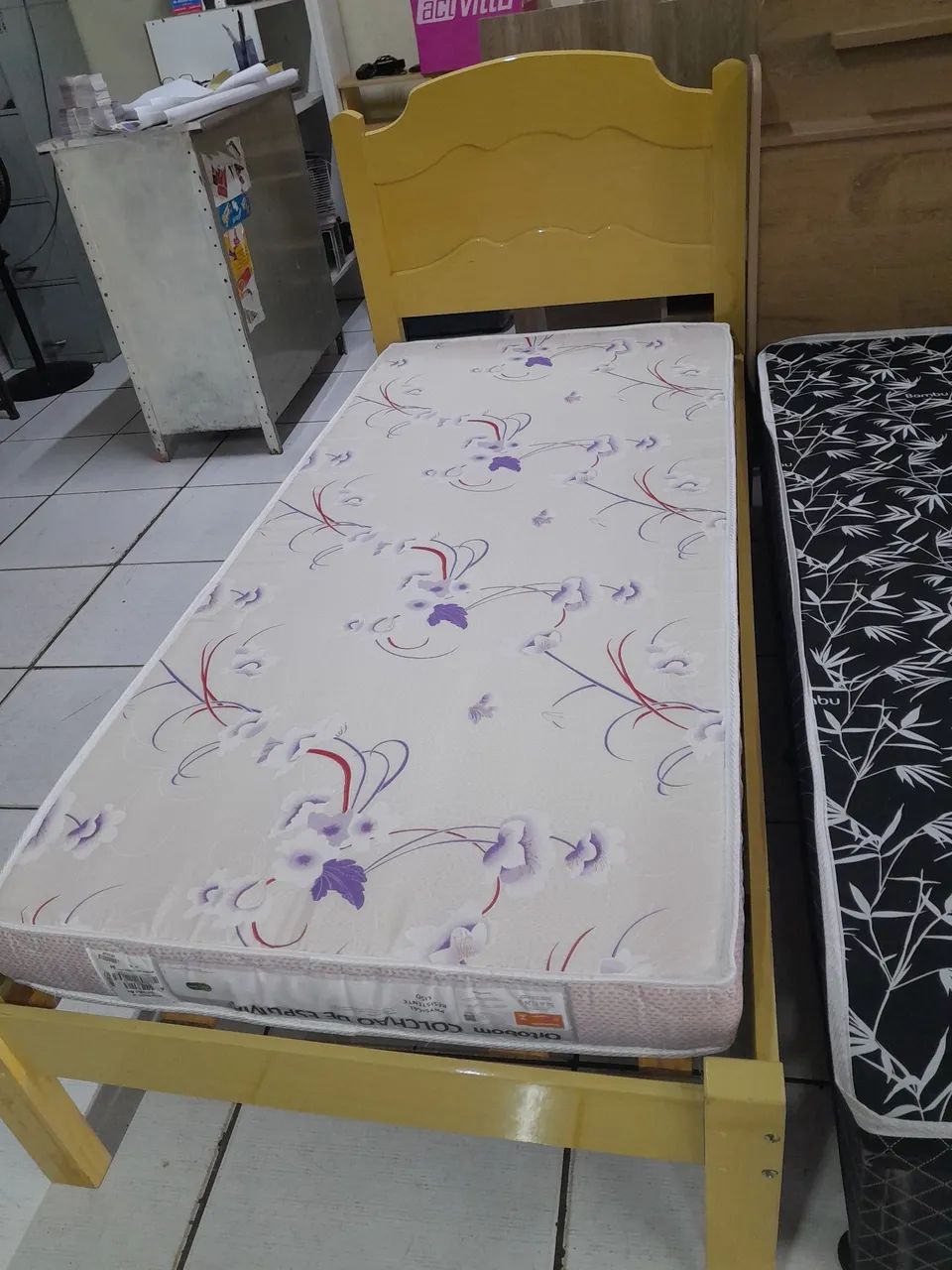 CAMA SOLTEIRO E COLCHÃO  - Foto 2