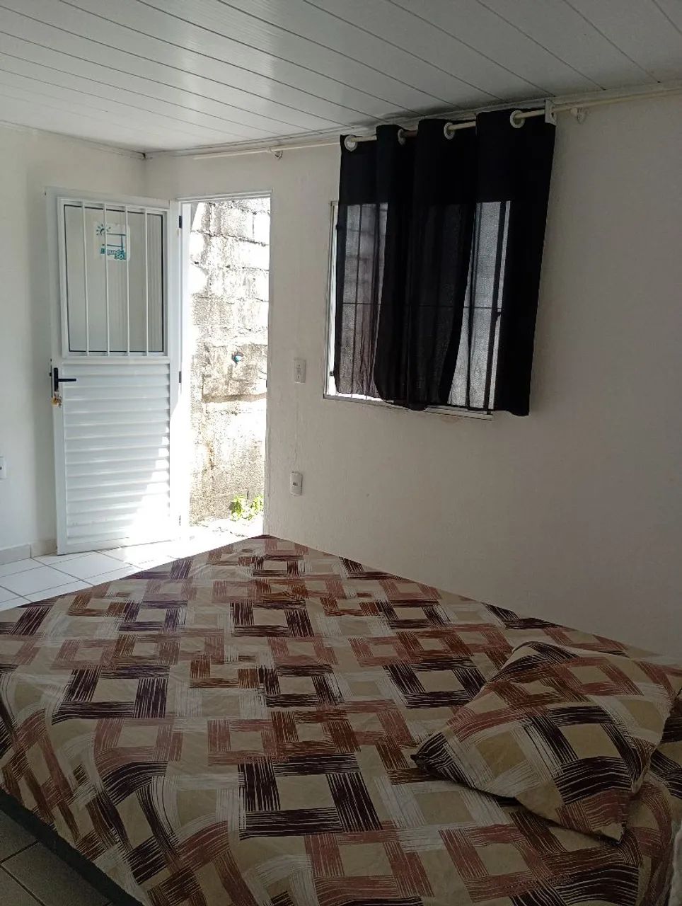 Kitnet mobiliado p/solteiro água e luz inclu. - Foto 4