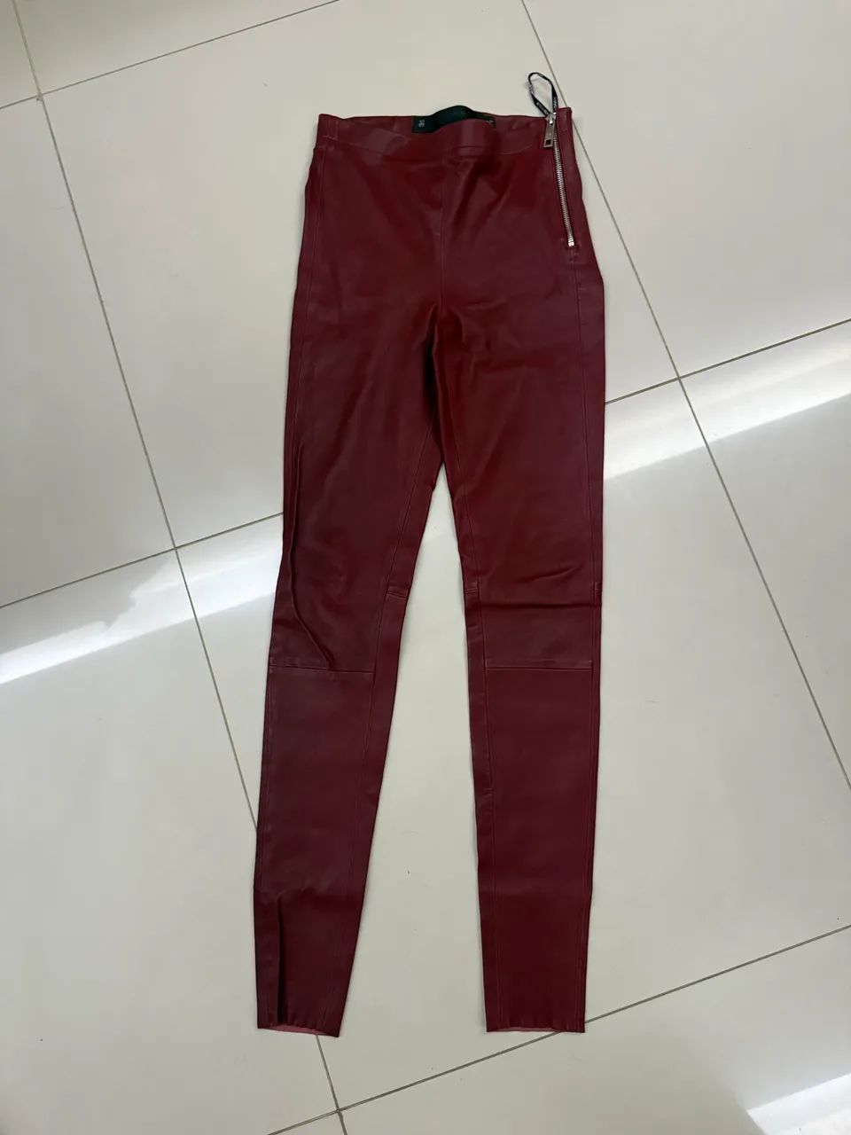 Calça de couro John John original - vinho/bordô - tam P