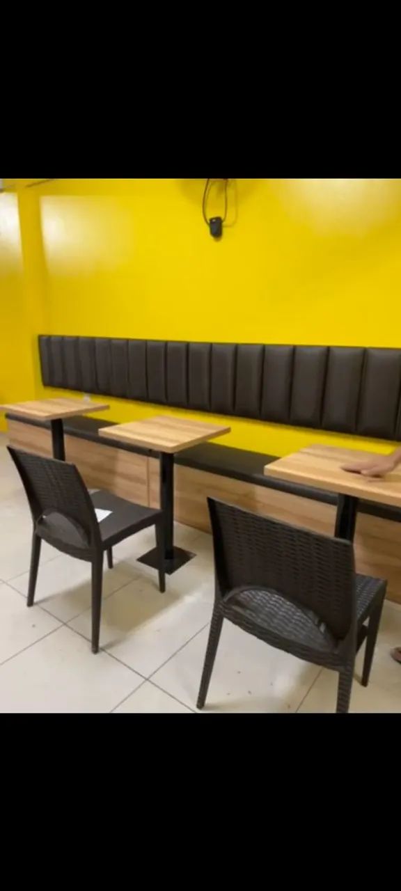 Mesas e sofá acolchoadas - Foto 2