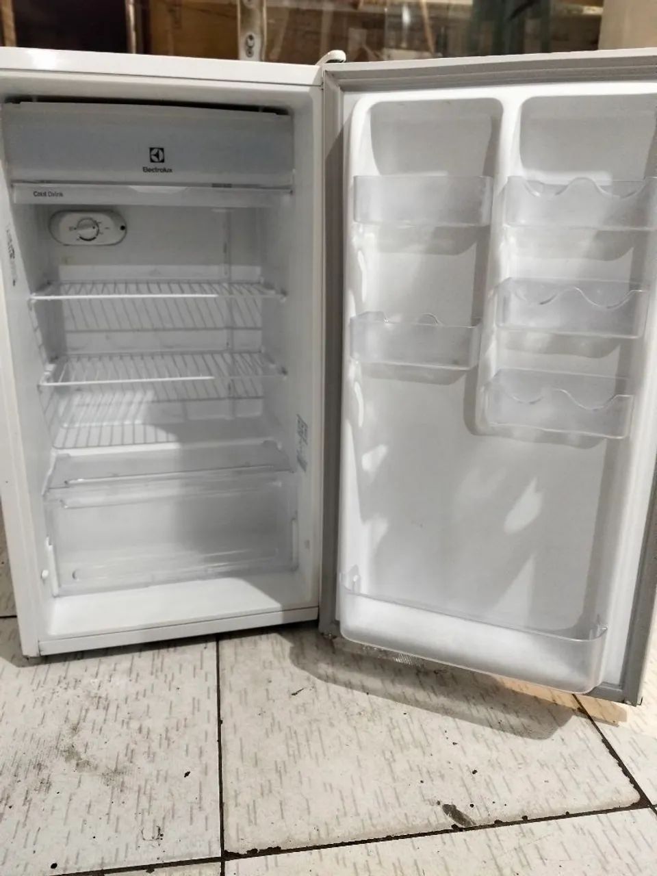 Frigobar sem marca de uso entrega e garantia  - Foto 2