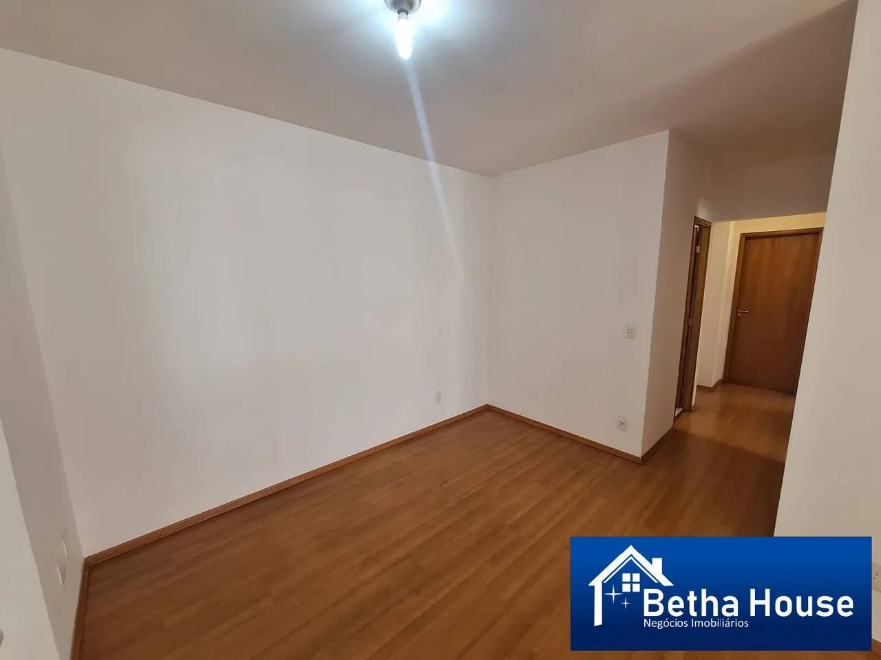 Apartamento com 79,80 m² Para Locação em Alphaville ! - Foto 3