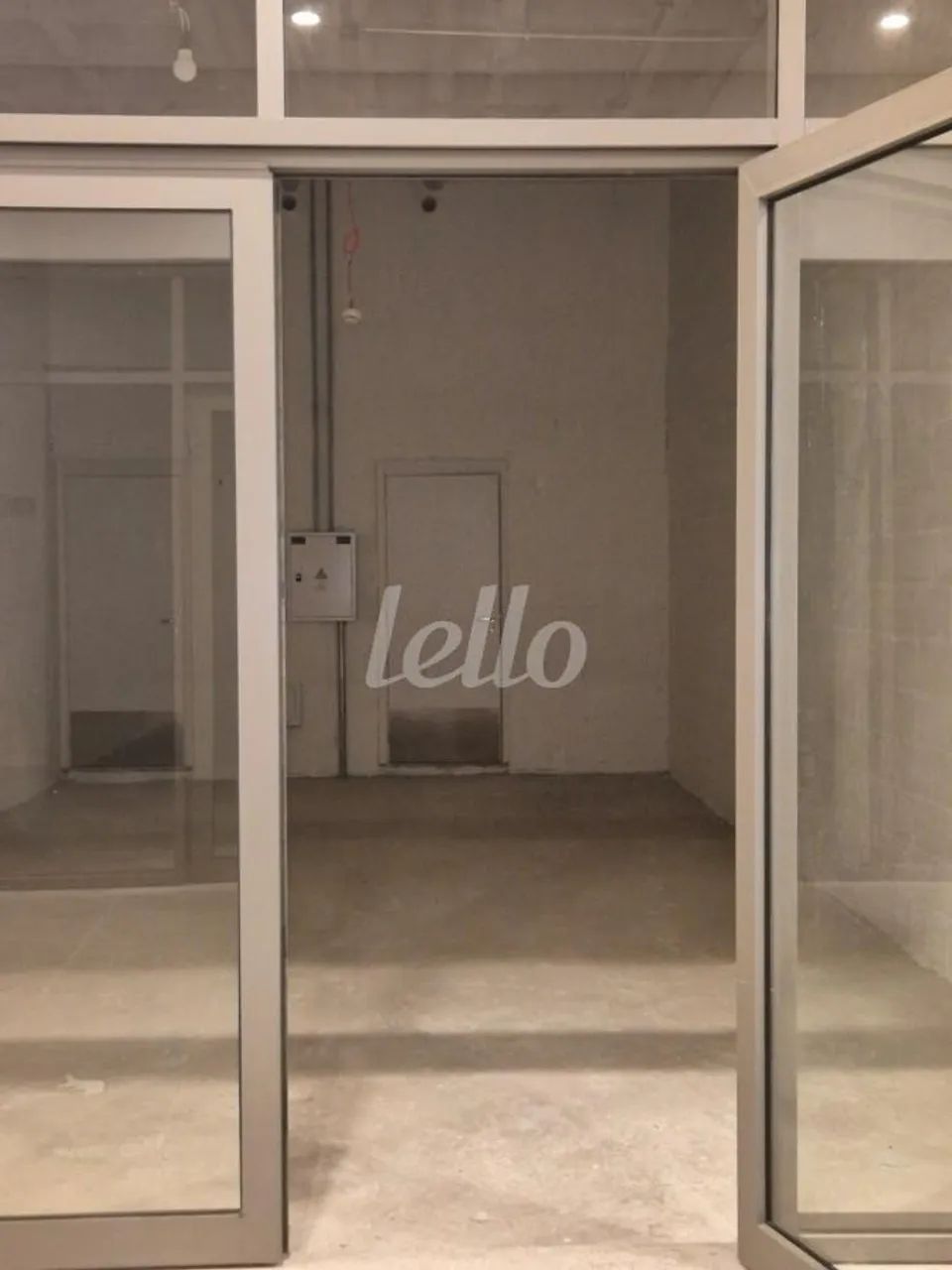 Comercial para alugar no(a) Vila Romana