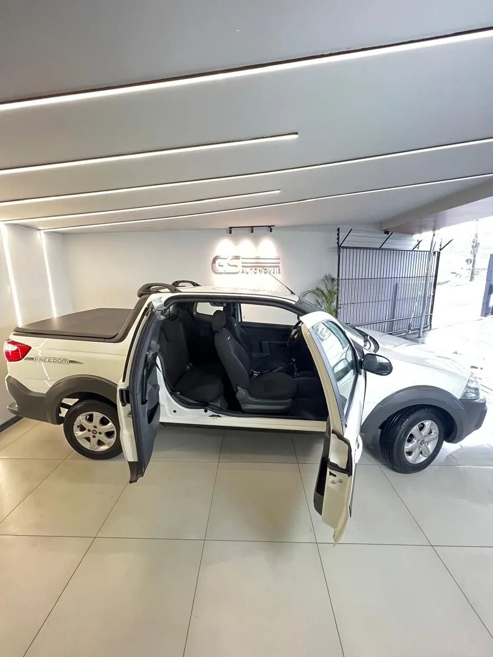 Fiat Strada Freedom 1.4 Flex 8V CD 2019 - Foto 3