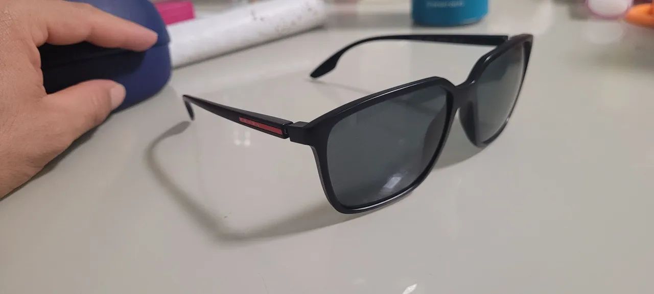 óculos de sol Prada Linea Rossa PS 06VS