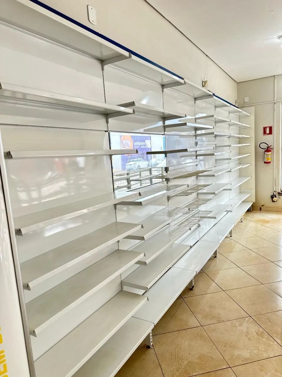 Mobiliário para drogaria / farmácia  - Foto 2
