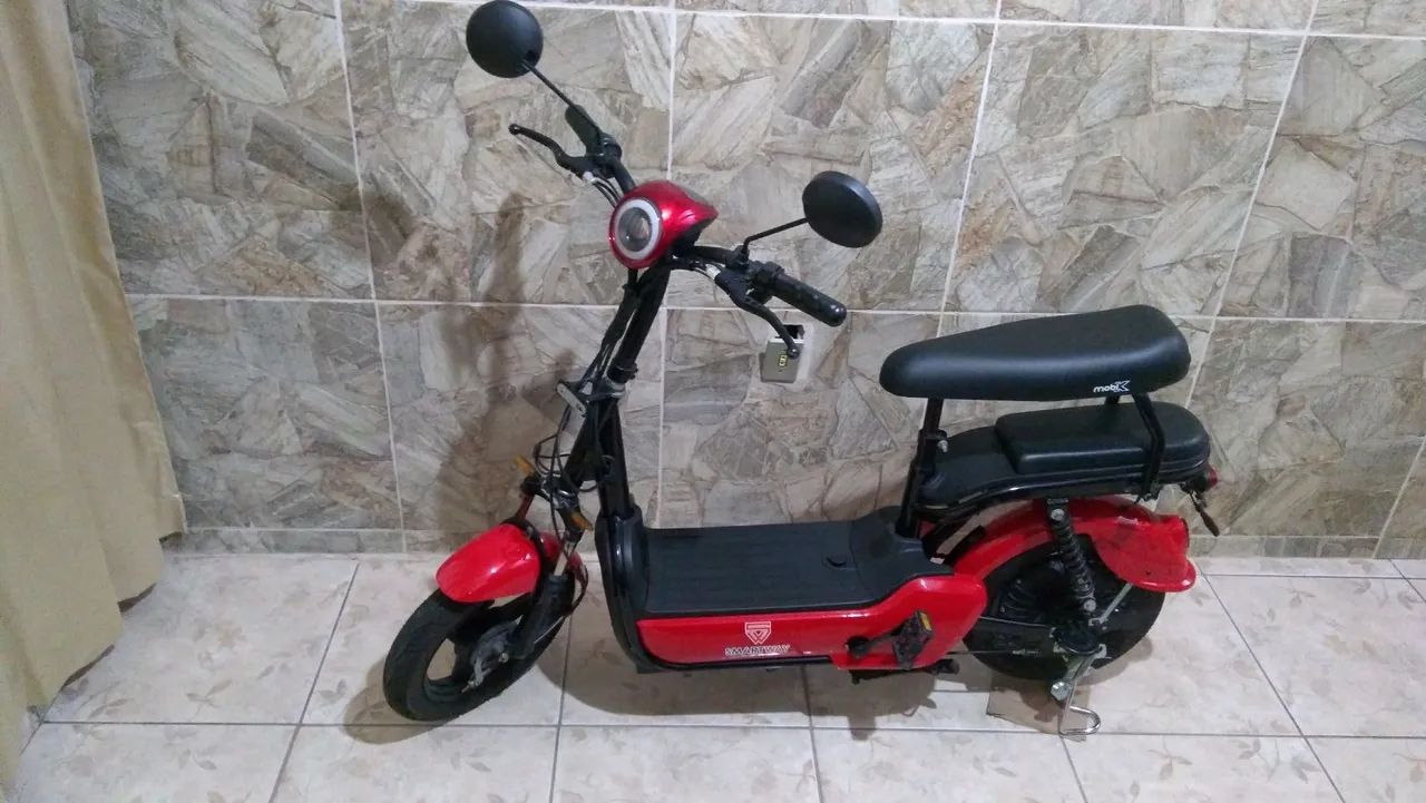 Bicicleta Elétrica Smartway 350w Sem Cnh Recarregável Bivolt Vermelho -Preto. - Foto 4