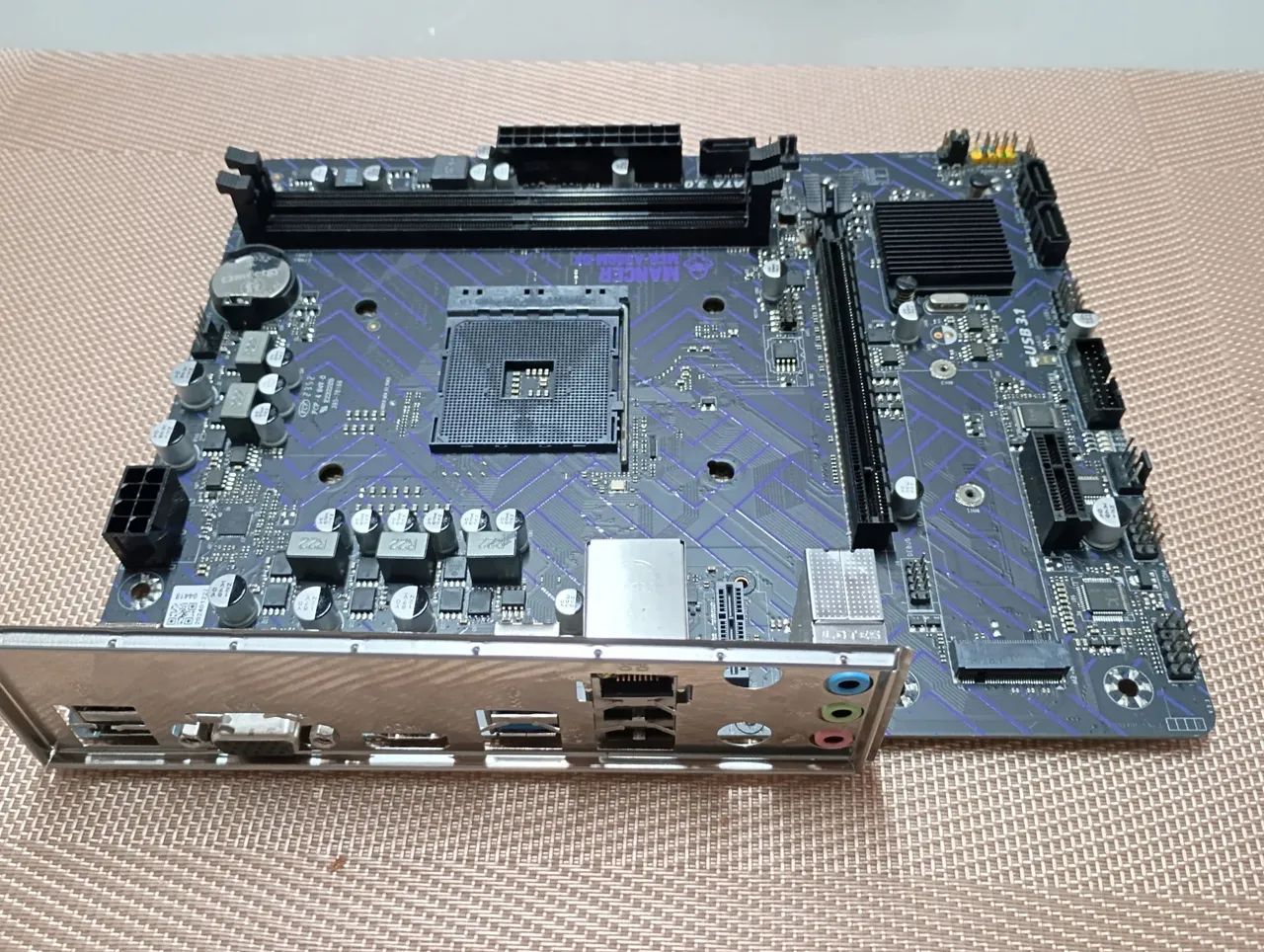 Placa Mae Mancer A520M-DX, DDR4,Socket AMD AM4, M-ATX, Chipset AMD A520