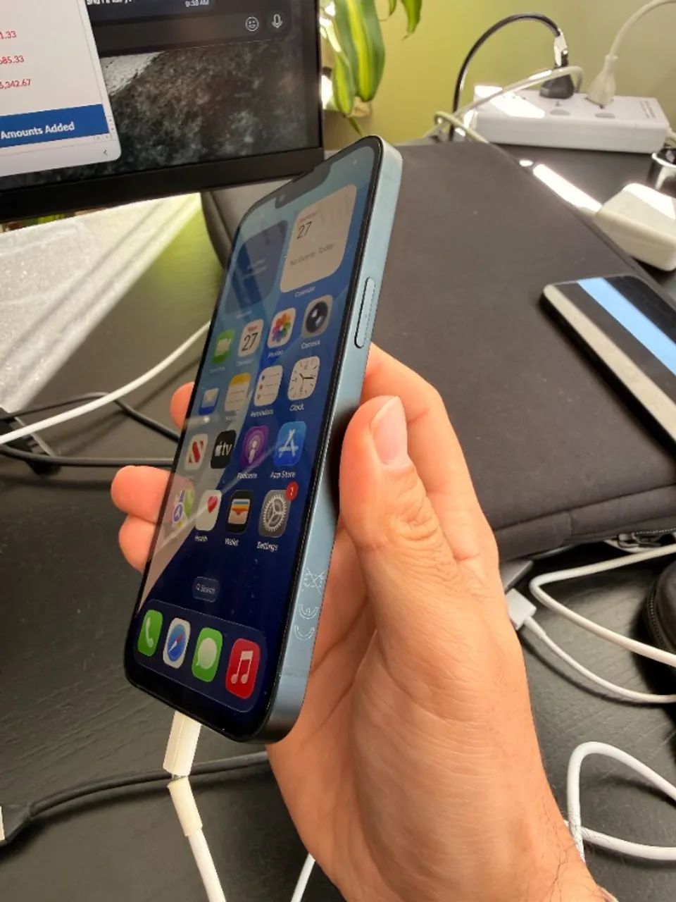 iPhone 13 128GB - Bateria 86% - Ótimo estado
