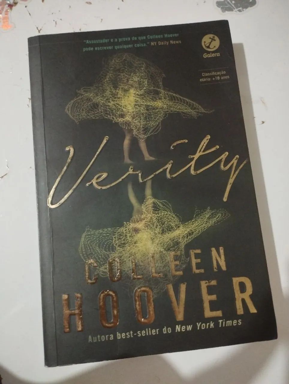Livro Verity