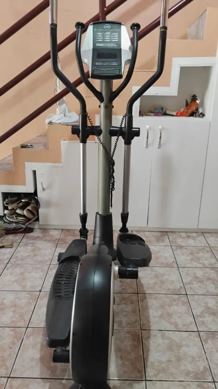 Elíptico Profissional Olympikus EC30  - Foto 2