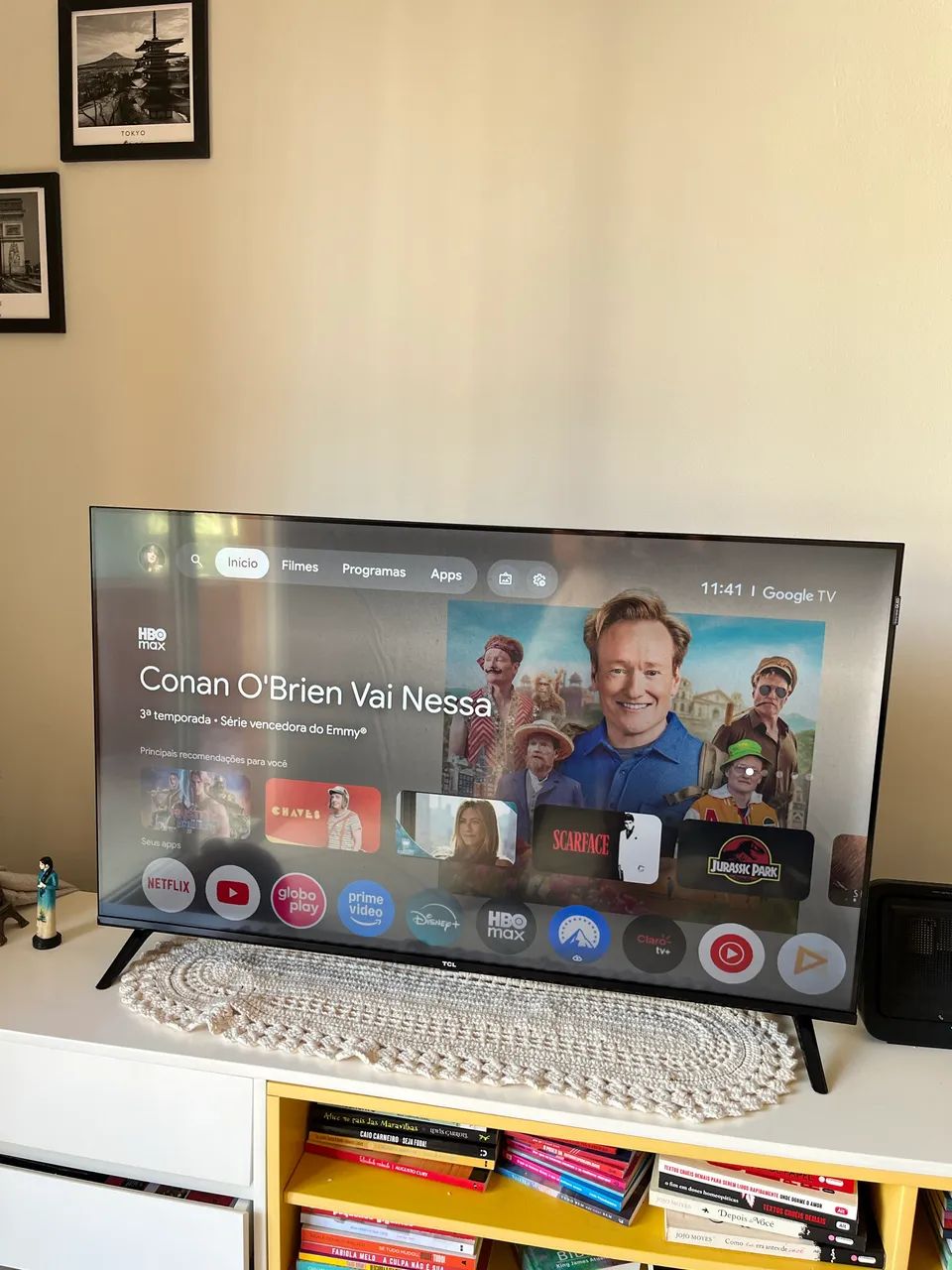 2 TVs 