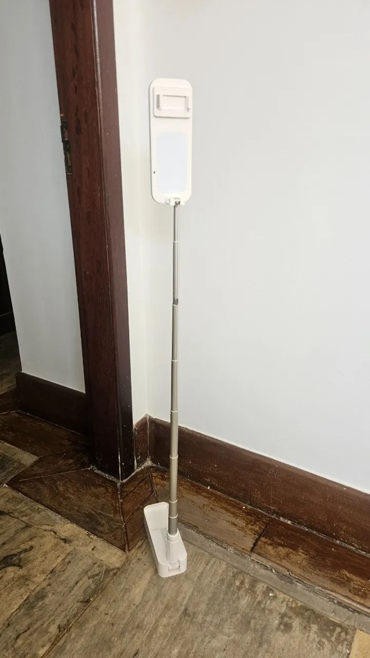 Suporte para celular profissional com LED e controle Bluetooth USAMS ZB209  - Foto 5