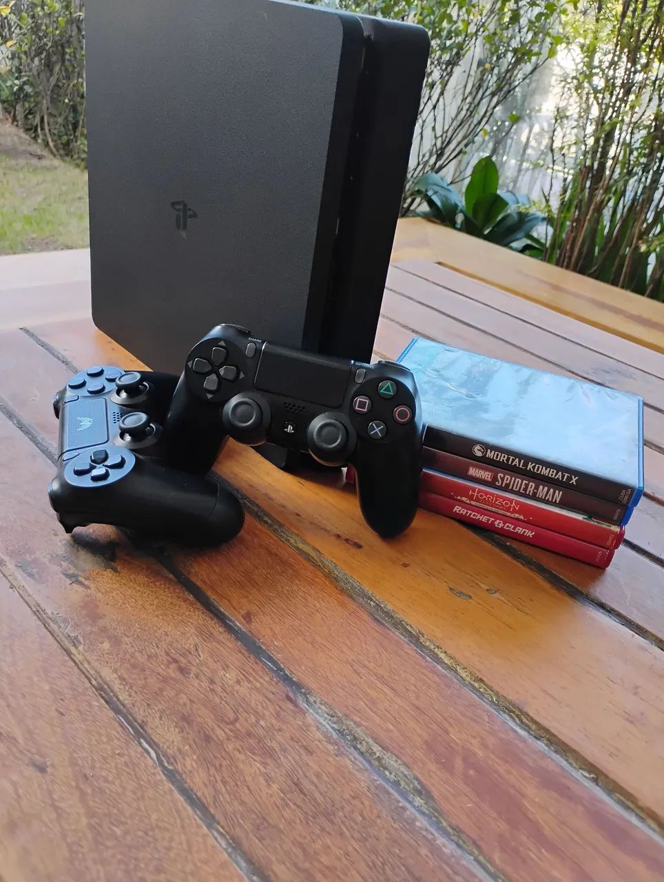 Playstation 4 Slim 1TB