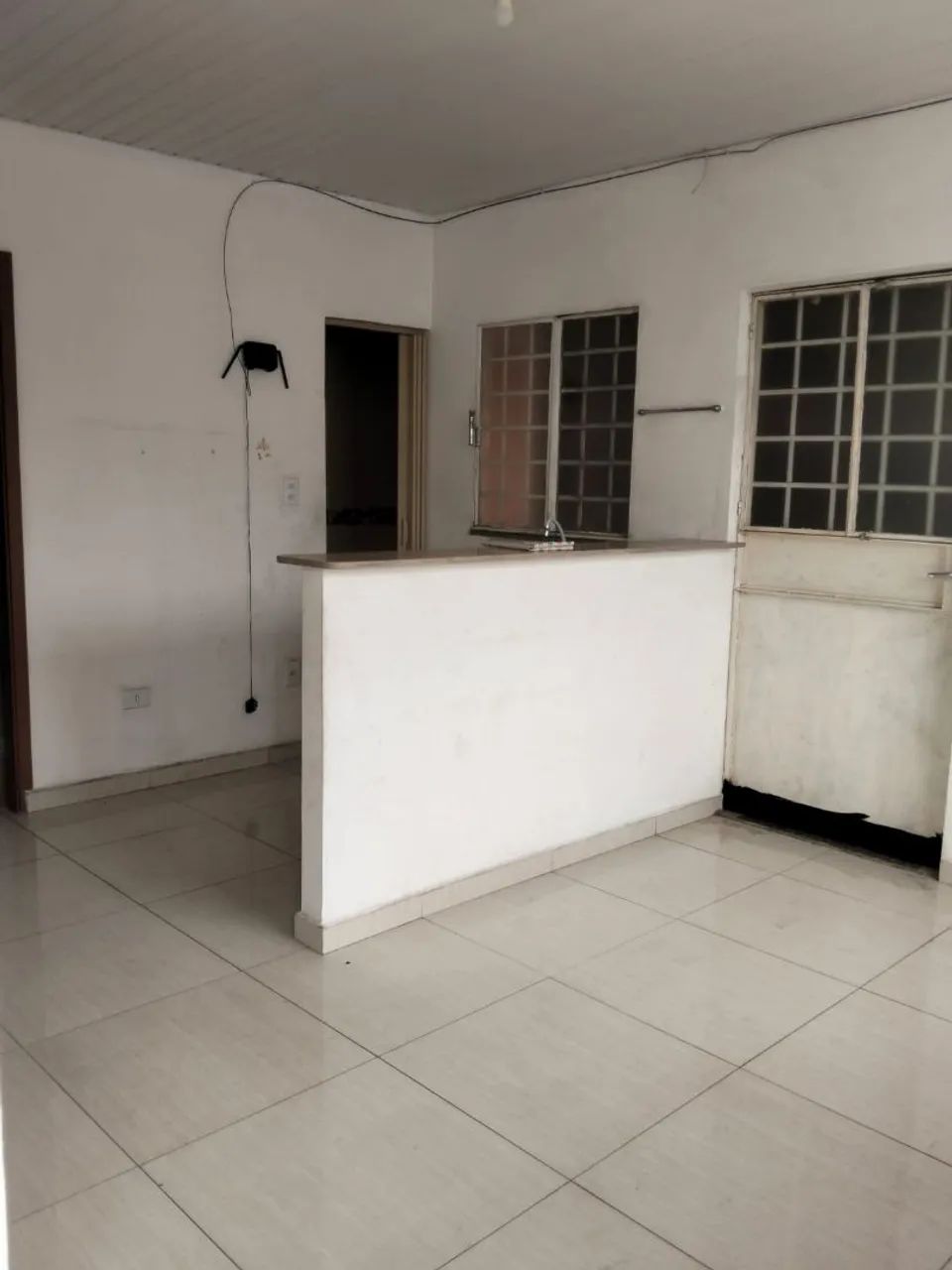 ALUGA-SE APARTAMENTO<br> - Foto 4