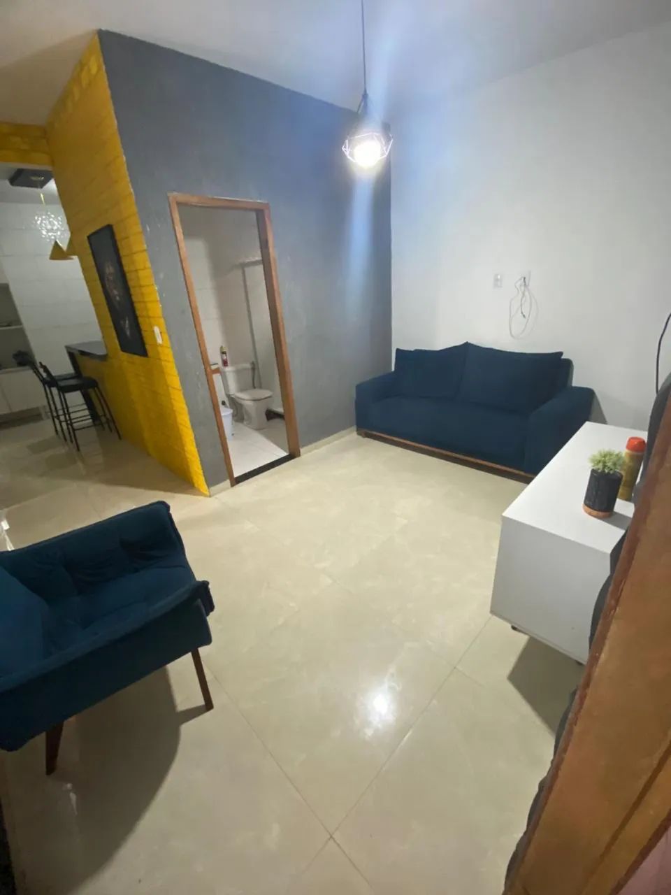 Vende-se casa em Jacone 