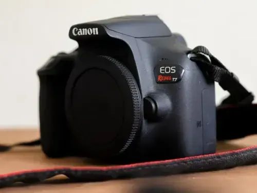 Canon T7 (corpo)