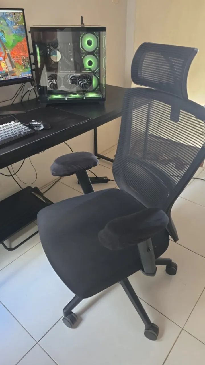 Cadeira Ergonômica Completa com Apoio Lombar e Cabeça - Excelente Estado
