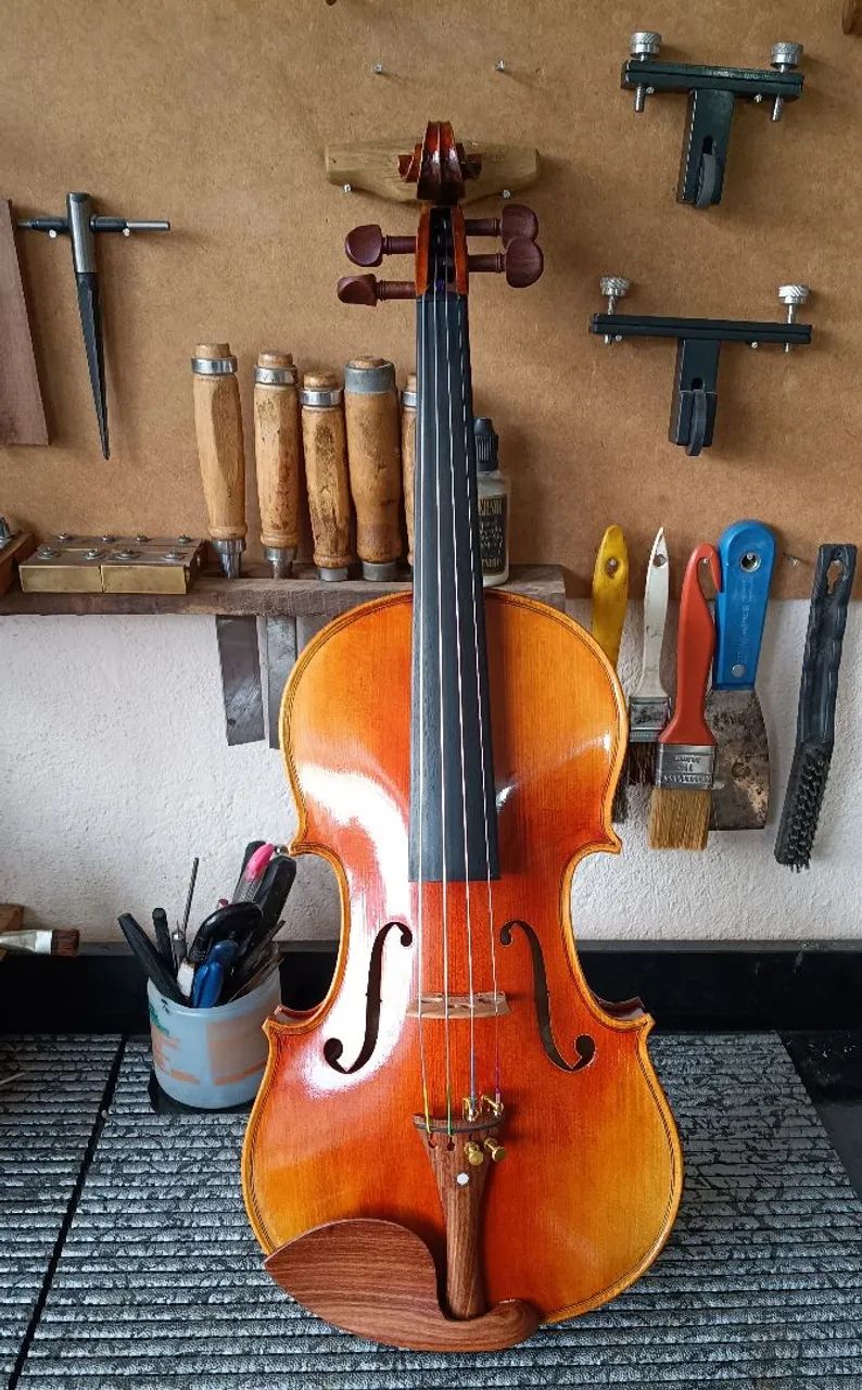 Violino de oficina 