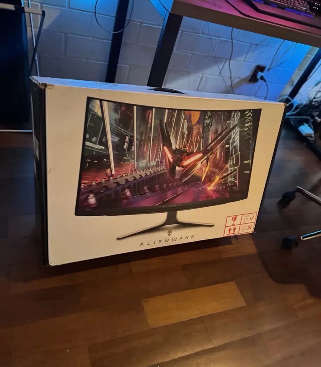 Monitor Dell Alienware 4k OLED 240hz curvo - Foto 2
