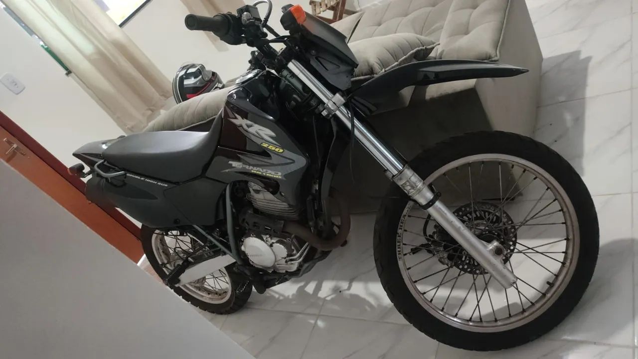 Tornado 250  - Foto 3
