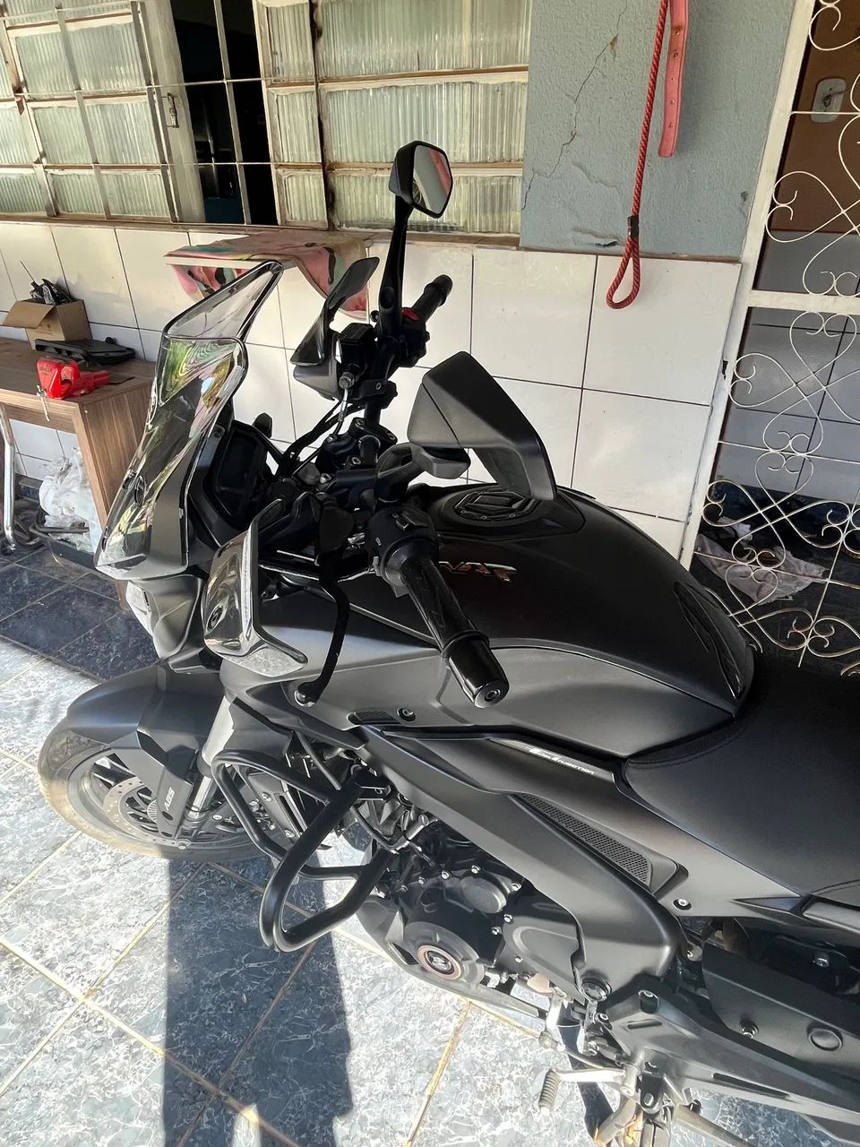 Bajaj Dominar 400 2023/24 - Foto 3