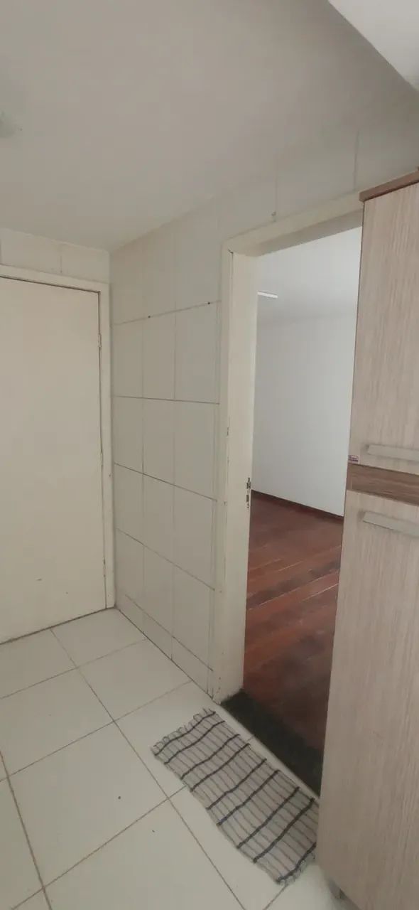 CNB 02 Taguatinga centro 2 quartos com garagem elevador troca - Foto 2