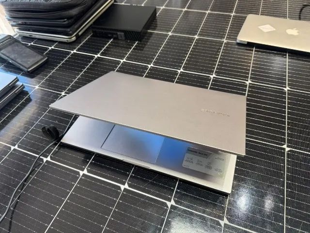Notebook Samsung Book Intel Core I3 10th Gen 8GB RAM 256GB SSD - Foto 4