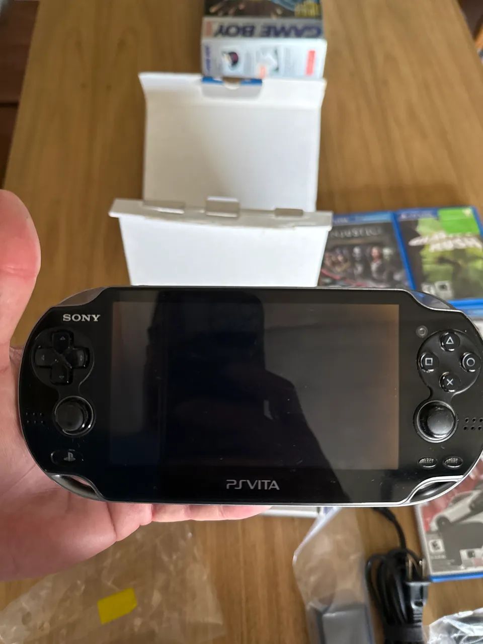PS Vita CIB com 5 jogos - Foto 4