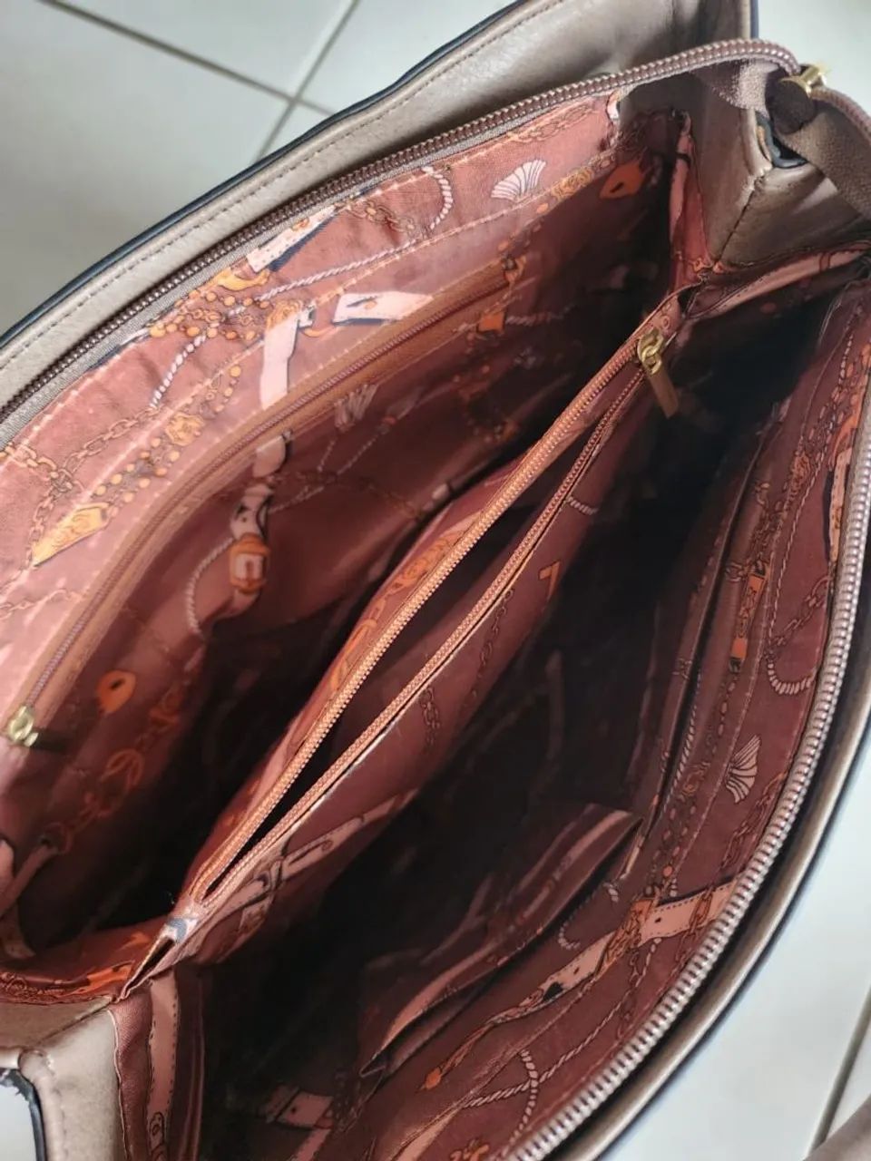 Bolsa de couro marrom da marca TOSOCO - Foto 5